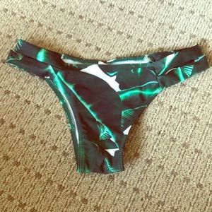 NEW bikini bottom